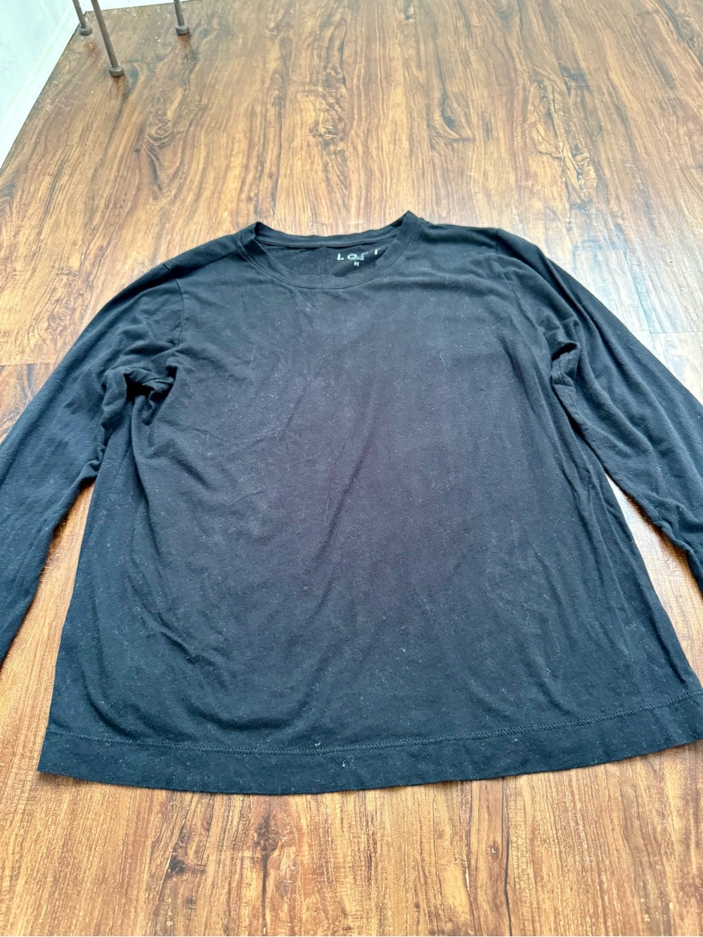 LOFT Women’s Black Long-Sleeve Crewneck Tee, Size M